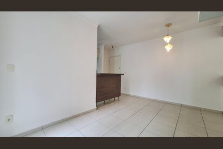 Sala de apartamento para alugar com 2 quartos, 55m² em Vila Anastácio, São Paulo