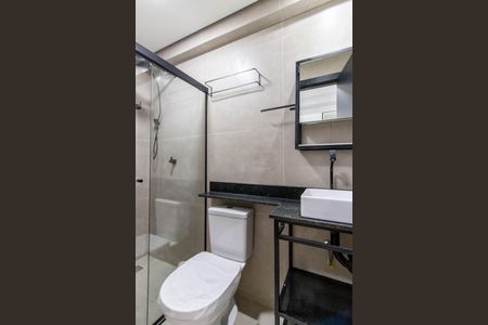 Banheiro de kitnet/studio para alugar com 1 quarto, 25m² em Vila Augusta, Guarulhos