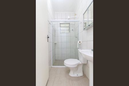 Banheiro de casa para alugar com 1 quarto, 25m² em Santo Amaro, São Paulo