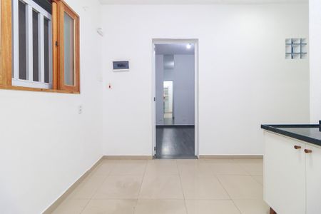 Cozinha de casa para alugar com 1 quarto, 25m² em Santo Amaro, São Paulo