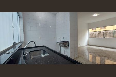 Apartamento para alugar com 3 quartos, 65m² em Padre Eustáquio, Belo Horizonte