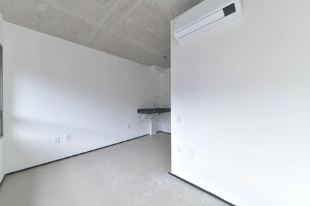 Quarto de kitnet/studio para alugar com 1 quarto, 18m² em Santo Amaro, São Paulo