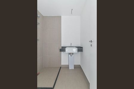 Banheiro de kitnet/studio para alugar com 1 quarto, 18m² em Santo Amaro, São Paulo