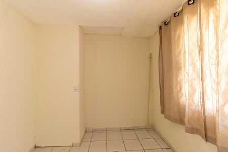 Sala de casa para alugar com 1 quarto, 35m² em Sítio Cercado, Curitiba