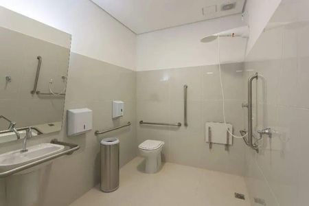 Banheiro de kitnet/studio à venda com 1 quarto, 22m² em Cidade Jardim, Belo Horizonte