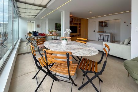 Apartamento à venda com 1 quarto, 82m² em Jardins, São Paulo