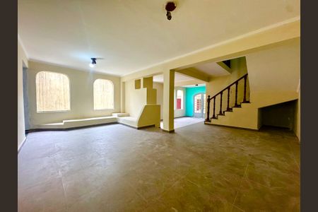 Sala de casa para alugar com 7 quartos, 148m² em Jardim Bom Clima, Guarulhos