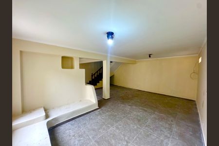 Sala de casa para alugar com 7 quartos, 148m² em Jardim Bom Clima, Guarulhos