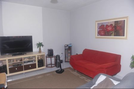 Casa para alugar com 2 quartos, 290m² em Vila Ercilia, Itaquaquecetuba