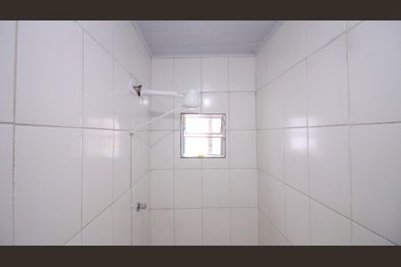 Banheiro de casa para alugar com 1 quarto, 33m² em Cidade Continental, São Paulo