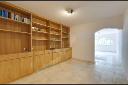 Casa à venda com 3 quartos, 188m² em Chácara Monte Alegre, São Paulo