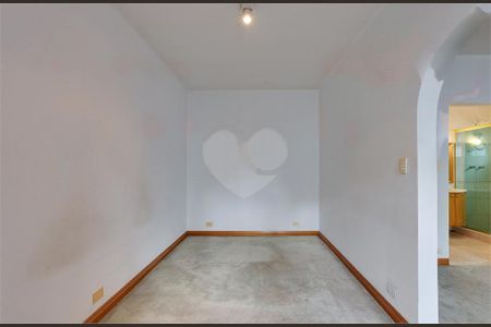 Casa à venda com 3 quartos, 188m² em Chácara Monte Alegre, São Paulo