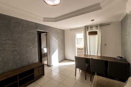 Sala de casa de condomínio para alugar com 4 quartos, 128m² em Praia do Flamengo, Salvador