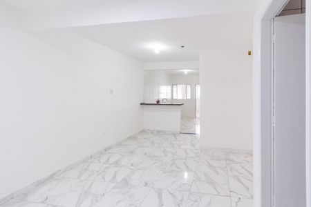 Sala de casa para alugar com 2 quartos, 125m² em Jardim Tonato, Carapicuíba