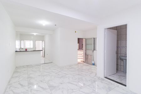 Sala de casa para alugar com 2 quartos, 125m² em Jardim Tonato, Carapicuíba