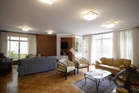 Sala de casa para alugar com 3 quartos, 412m² em Jardim da Gloria, São Paulo