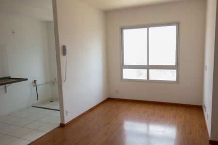 sala de apartamento à venda com 2 quartos, 44m² em Jardim Boa Vista (zona Oeste), Osasco