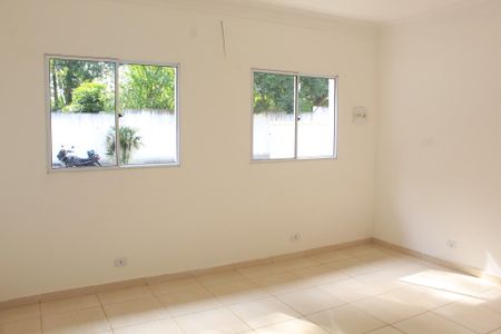 Casa de Condomínio para alugar com 3 quartos, 77m² em Jardim Nova Coimbra, Cotia