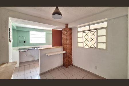Sala e cozinha de casa para alugar com 1 quarto, 35m² em Alto da Lapa, São Paulo