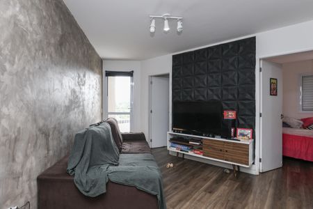 Sala de apartamento para alugar com 2 quartos, 54m² em Jardim Monte Alegre, Taboão da Serra