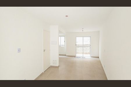 Sala de casa de condomínio para alugar com 2 quartos, 63m² em Jardim Mutinga, Osasco