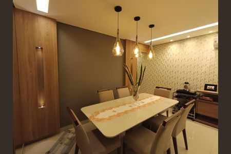 Apartamento para alugar com 3 quartos, 110m² em Centro, Uberlândia