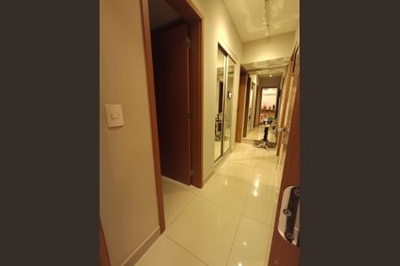 Apartamento para alugar com 3 quartos, 110m² em Centro, Uberlândia