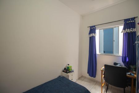 Quarto 1 de casa de condomínio para alugar com 1 quarto, 30m² em Coelho, São Gonçalo