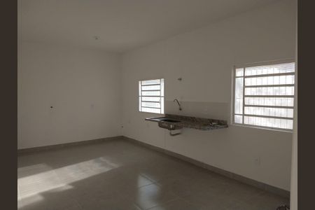 Casa à venda com 3 quartos, 169m² em Vila Carminha, Campinas