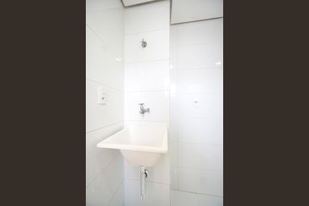 Banheiro de kitnet/studio para alugar com 1 quarto, 30m² em Tatuapé, São Paulo