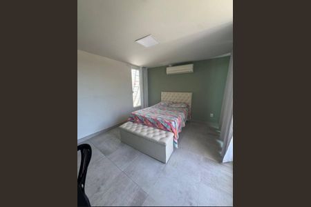 Casa de Condomínio para alugar com 4 quartos, 300m² em Stella Maris, Salvador