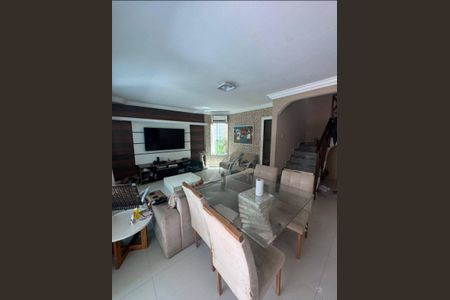 Casa de Condomínio para alugar com 4 quartos, 300m² em Stella Maris, Salvador