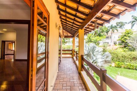 Varanda de casa de condomínio à venda com 6 quartos, 650m² em Tamboré, Santana de Parnaíba