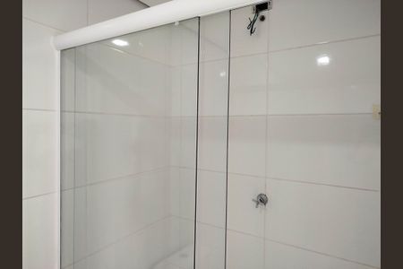 Banheiro de kitnet/studio para alugar com 1 quarto, 45m² em Tatuapé, São Paulo