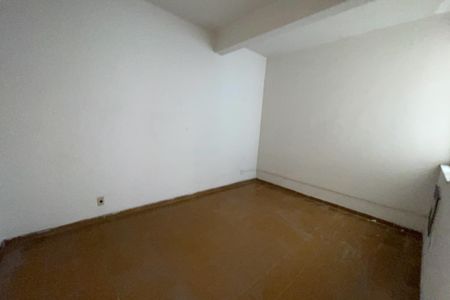 Quarto de casa para alugar com 1 quarto, 55m² em Engenho do Porto, Duque de Caxias