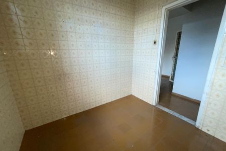 Cozinha de casa para alugar com 1 quarto, 55m² em Engenho do Porto, Duque de Caxias