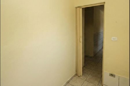 Quarto de casa para alugar com 2 quartos, 60m² em Vila Divina Pastora, São Paulo