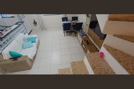 Sala de casa para alugar com 3 quartos, 108m² em Olaria, Rio de Janeiro