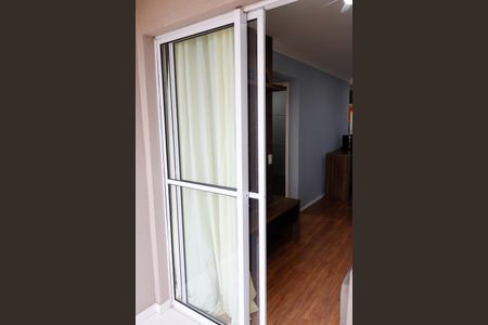 Sacada Sala de apartamento para alugar com 2 quartos, 49m² em Jardim Roberto, Osasco