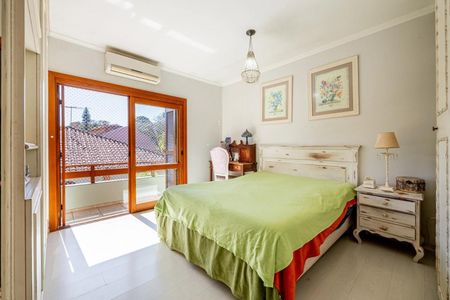 Quarto 1 de casa de condomínio à venda com 2 quartos, 175m² em Jardim Isabel, Porto Alegre