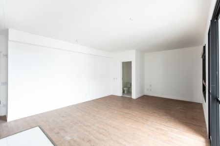 Quarto de apartamento à venda com 1 quarto, 45m² em Taquaral, Campinas