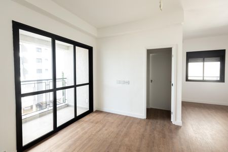 Sala de apartamento à venda com 2 quartos, 56m² em Taquaral, Campinas