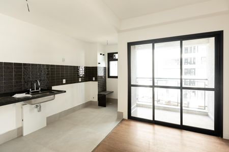 Cozinha de apartamento à venda com 2 quartos, 56m² em Taquaral, Campinas