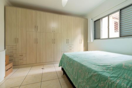 Casa para alugar com 3 quartos, 180m² em Parque Maria Domitila, São Paulo