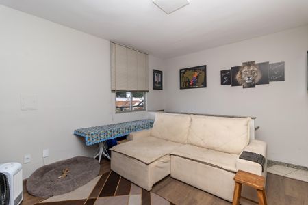 Sala de apartamento para alugar com 2 quartos, 114m² em Itapoã, Belo Horizonte