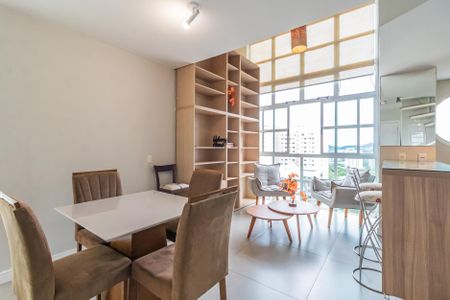 Apartamento para alugar com 1 quarto, 62m² em A Industrial, Barueri