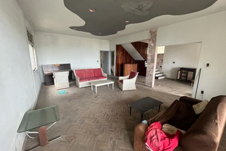 Sala de casa para alugar com 5 quartos, 700m² em Jardim Guanabara, Rio de Janeiro
