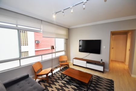 Sala de estar de apartamento para alugar com 3 quartos, 150m² em Cerqueira César, São Paulo