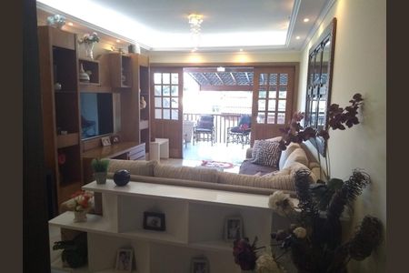 Sala de casa de condomínio para alugar com 2 quartos, 200m² em Jardim da Gloria, Cotia