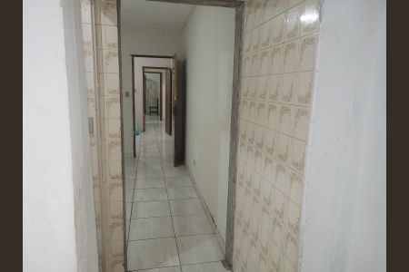 Corredor de casa para alugar com 2 quartos, 100m² em Vila Santana, São Paulo